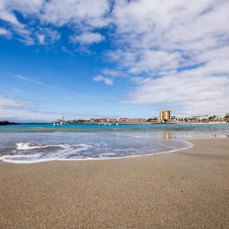 Conypra Modern And Renovated With Terrace Wifi شقة *