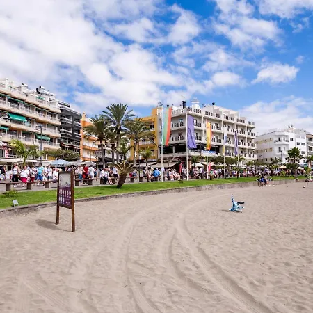 Conypra Modern And Renovated With Terrace Wifi Апартаменты *