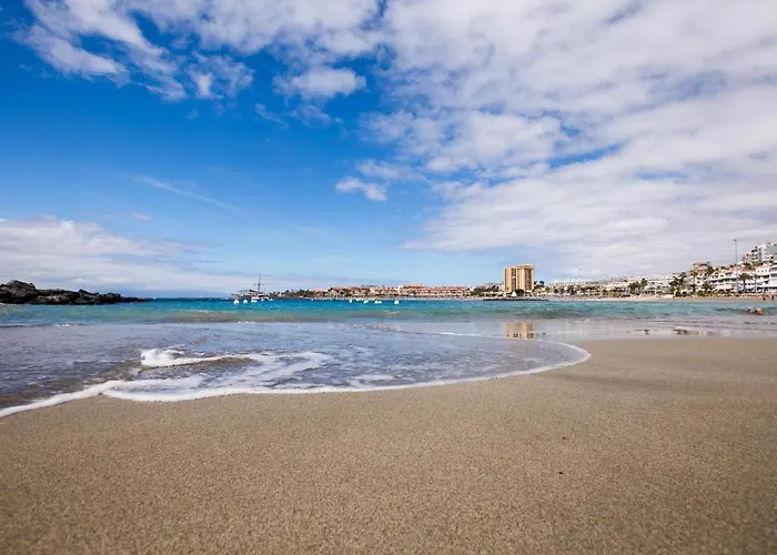 Conypra Modern And Renovated With Terrace Wifi Apartment *