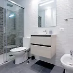 Conypra Modern And Renovated With Terrace Wifi Apartment