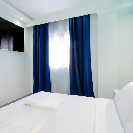 Conypra Modern And Renovated With Terrace Wifi *